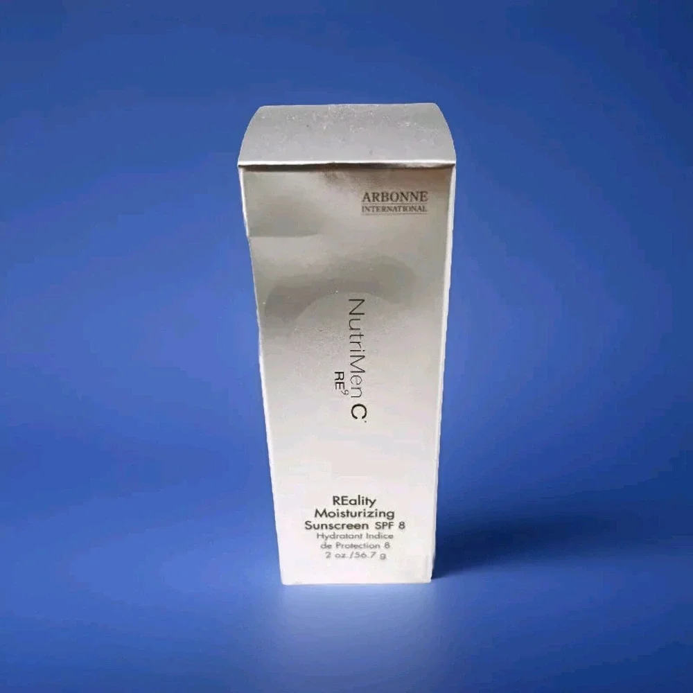 Arbonne Hygiene Gift Set NutriMen C RE9‎ REvolution Wash Toner Shave Gel Sunscrn